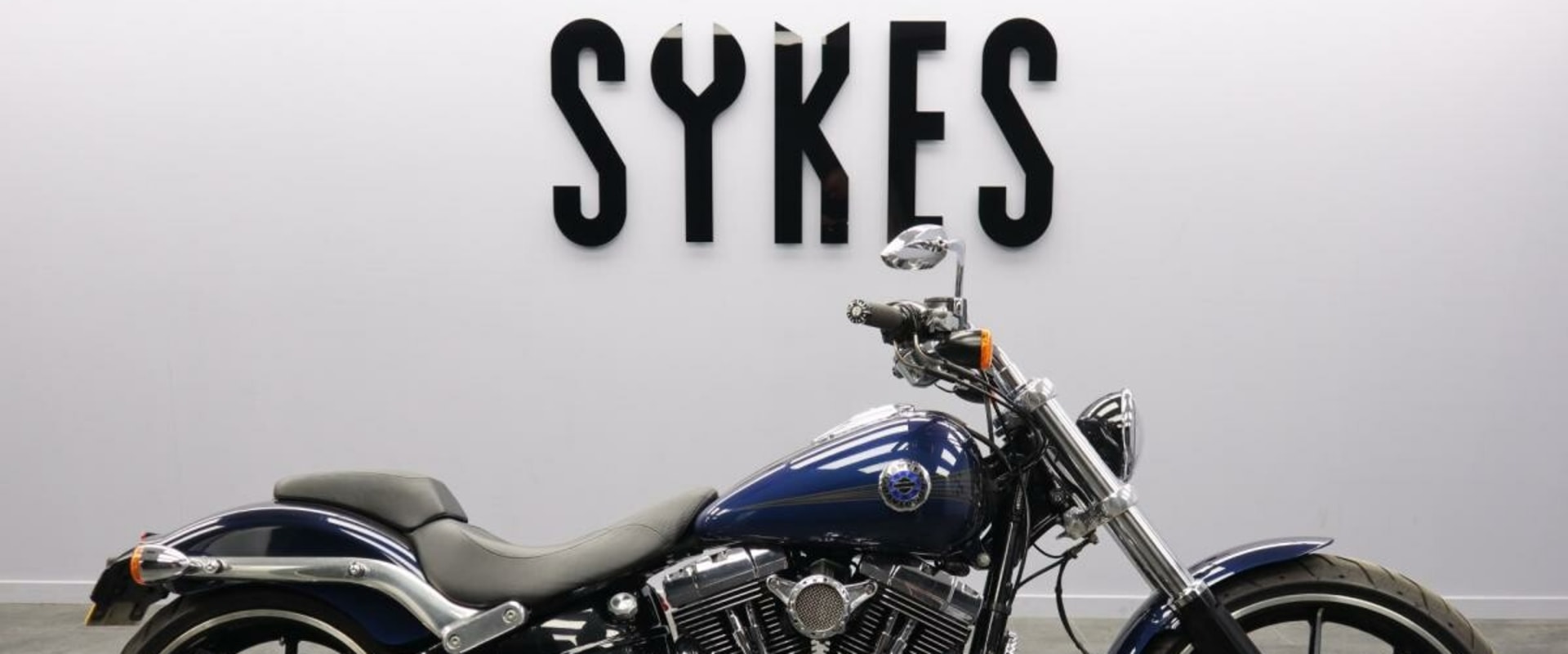A Comprehensive Overview of the Breakout Softail Model